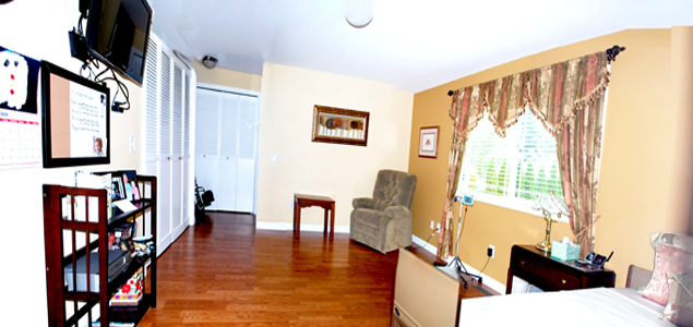 Spacious room that allows resident to enjoy a comfortable living environment
